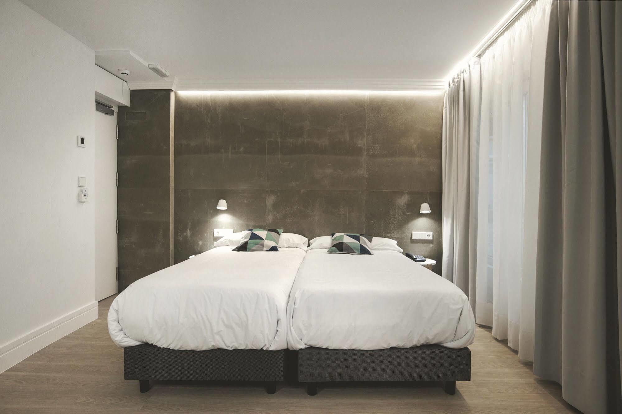 Hotel Mar Del Plata A Coruna Ngoại thất bức ảnh